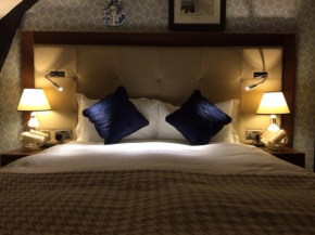 Отель The Crown Wetherspoon  Вустер